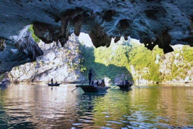 Halong Bay - Dark and Bright Cave – Hanoi (B, Br)